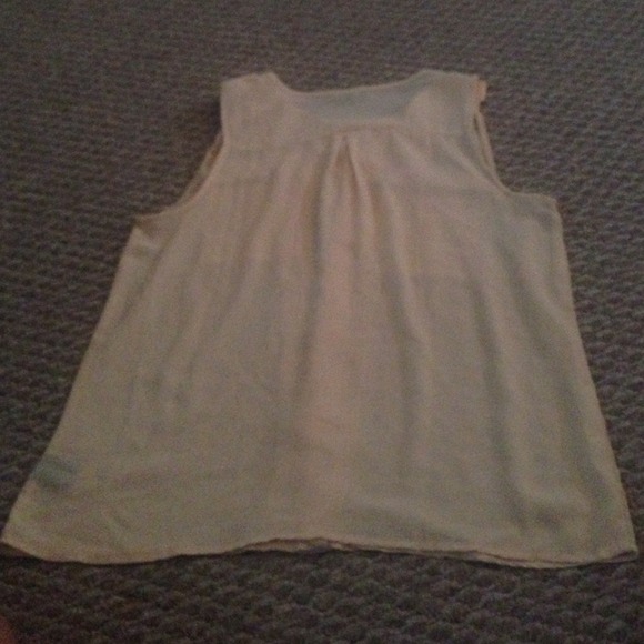 Top - Picture 2 of 2