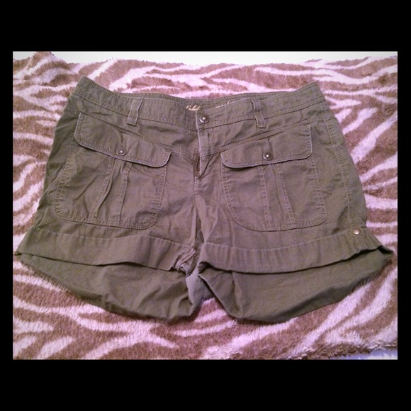 Green size 14 Lee Brand Cargo Shorts