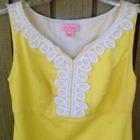 ๐ Lilly Tops & More ๐ - Picture 3 of 4