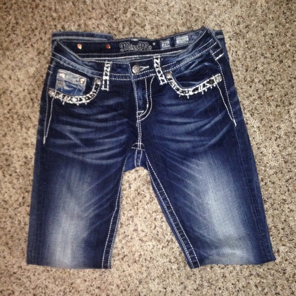 ⛔️SOLD!!!⛔️Miss Me Skinny Jeans Size 26!