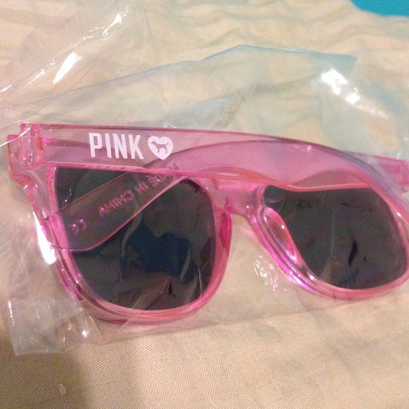 😎 NIB Rare VS PINK sunnies 😎