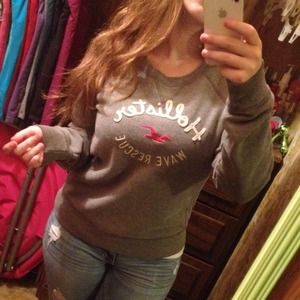 Hollister sweatshirt