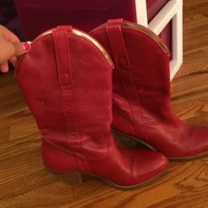 Jessica Simpson red boots