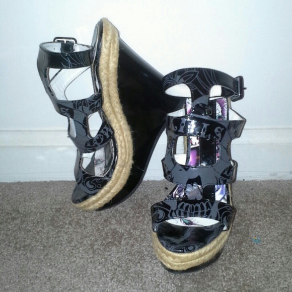 Ed hardy heels