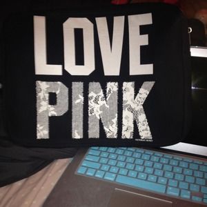 🔴🔴🔴SOLD🔴🔴🔴PINK Laptop cover