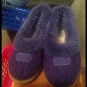 Uggs slipper- REDUCED PRICE