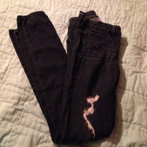 Bullhead Black jeggings!