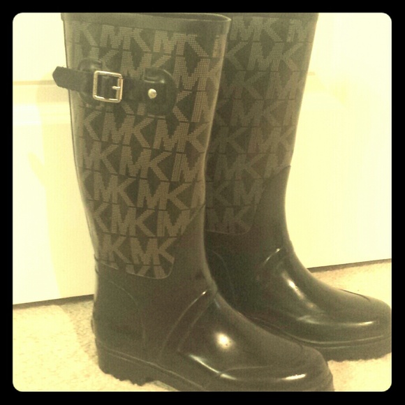 MK rainboots