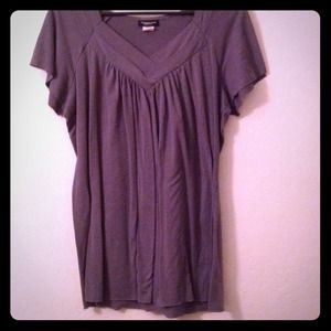 Cute simple gray top