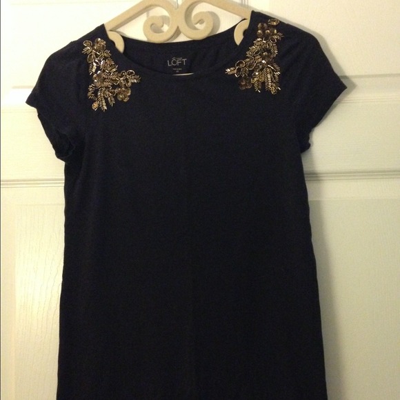 ❌SOLD❌LOFT beaded t-shirt