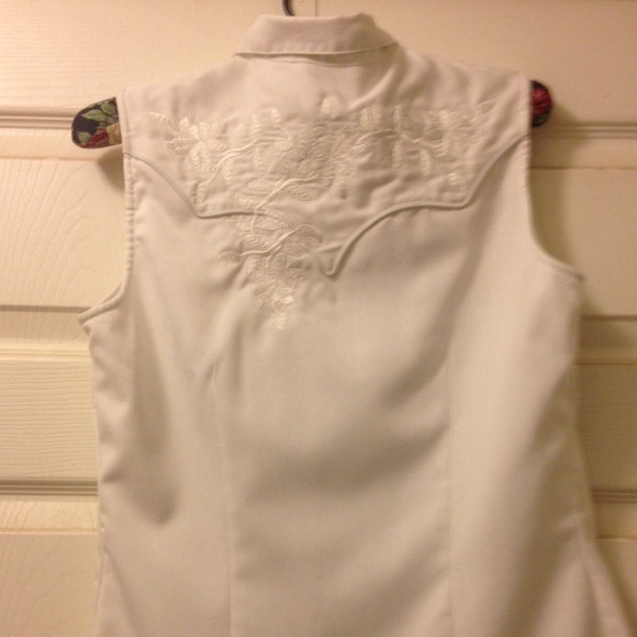 🎉🎉HOST PICK🎉🎉 Bundled for Sandra🌹😊🌹 - Picture 3 of 4