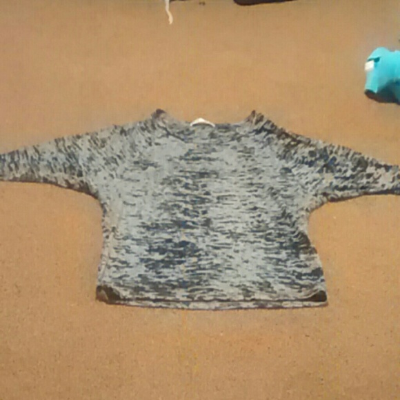 Gray 3quart, crop top