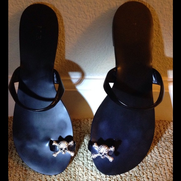 Posh funky sandals! Make a Statement ! :D