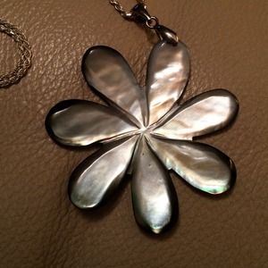 Gorgeous vintage mother of pearl pendant