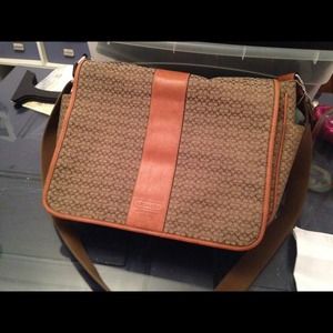 Coach Messenger Bag Excellent Shape!