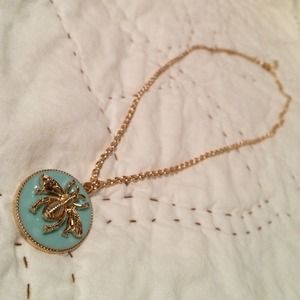 | NWOT | gold beatle necklace