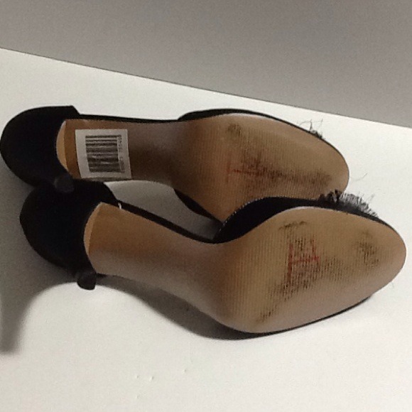 💄Vera Wang satin shoes - Picture 3 of 4