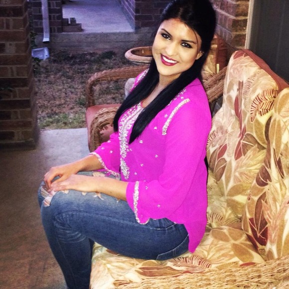Magenta kameez from Pakistan