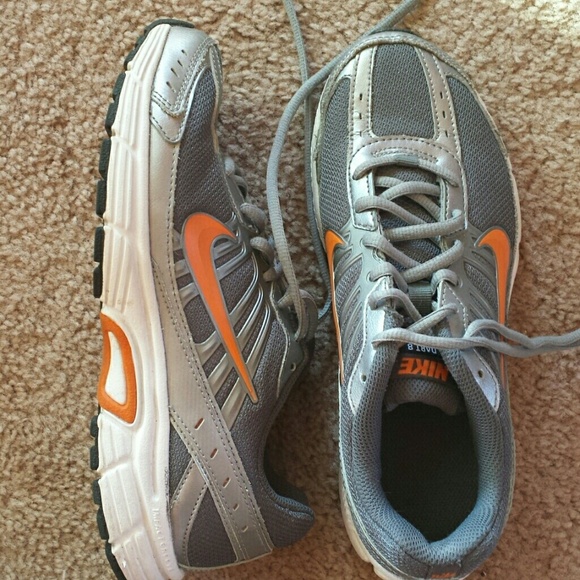Nike Shoes - Nike running sneakers dart 8
