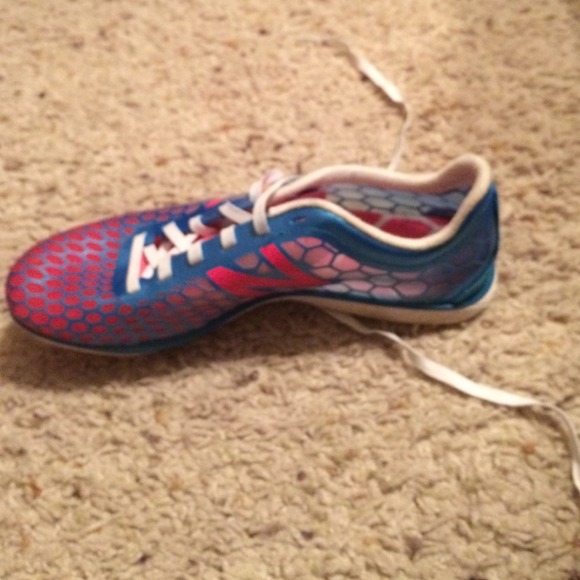 New Balance Track Spikes - Picture 3 of 3