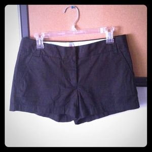 NWT. J. Crew Chino Shorts. Size 6