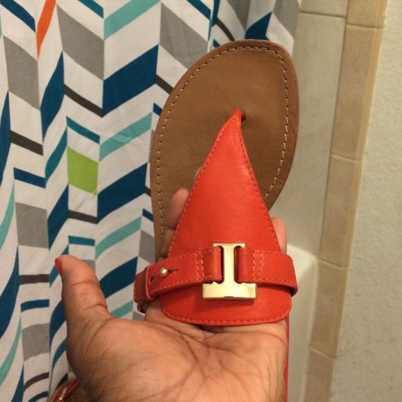 Tory burch sandals. Sold on another site. - Picture 2 of 4