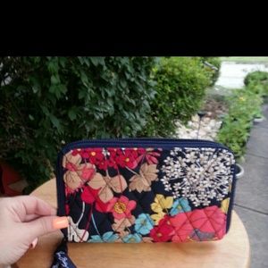 *RETIRED* Vera Bradley happy snails wallet