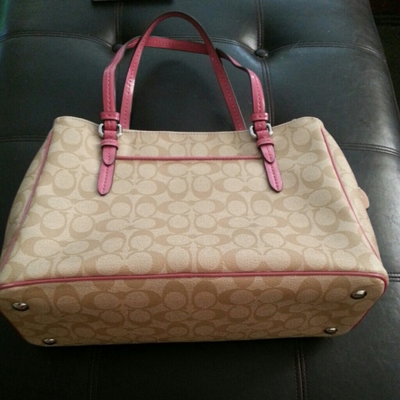 *Sold*Authentic Peyton Signature Jordan double zip - Picture 2 of 3