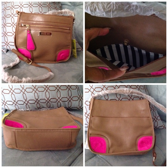(NWT-AUTHENTIC) GIANNI BINI Crossbody