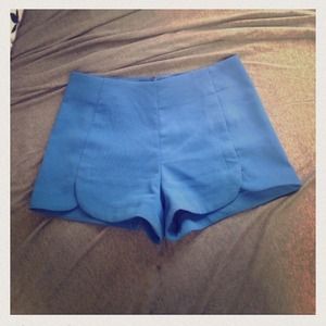 Baby blue shorts 😘