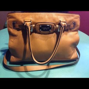 SOLD. Authentic Michael Kors