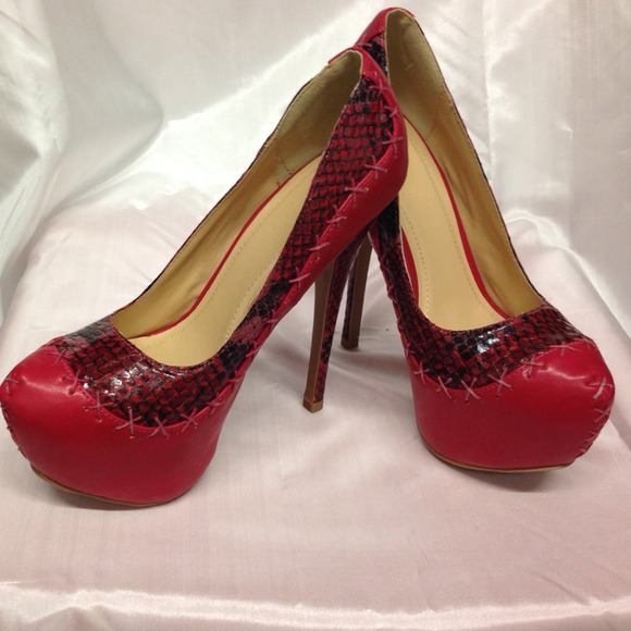 Pumps - Picture 3 of 4