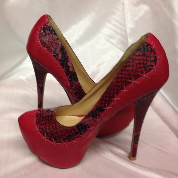 Pumps - Picture 4 of 4