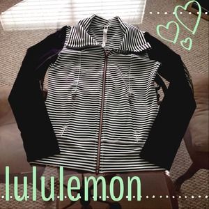 LULULEMON DAILY YOGA MINT BLACK STRIPE JACKET SZ 6