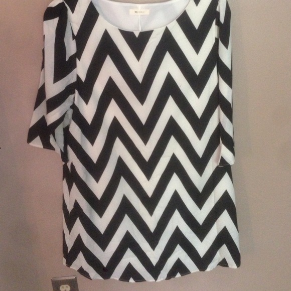 Black and White Everly Chevron Dress