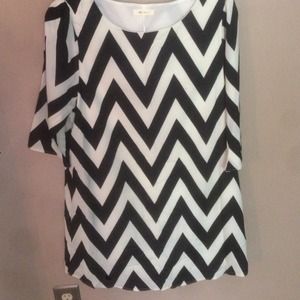 Black and White Everly Chevron Dress
