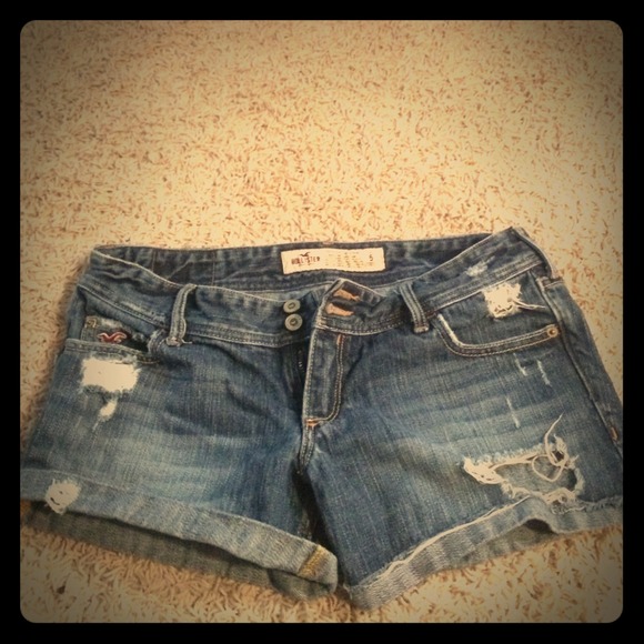 Hollister Booty Shorts!☀️