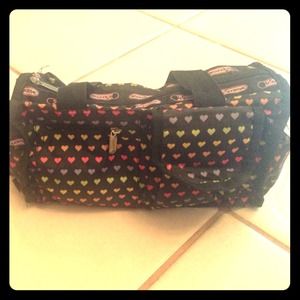 Large LeSportsac purse in a heart pattern. ❤️