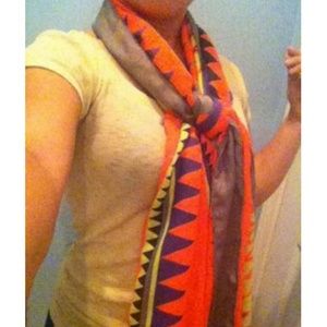 Patterned bright scarf