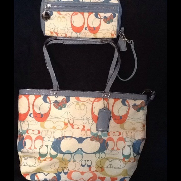 Rare NWOT Coach 17422 Optic Sig Butterfly Tote set - Picture 2 of 4