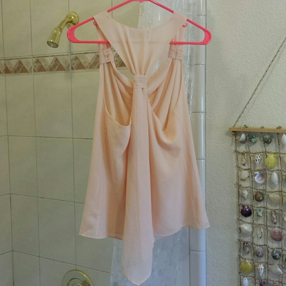 Gorgeous Pale Pink Draped Top - Picture 3 of 4