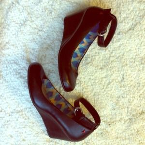 Black Mary Jane Pumps