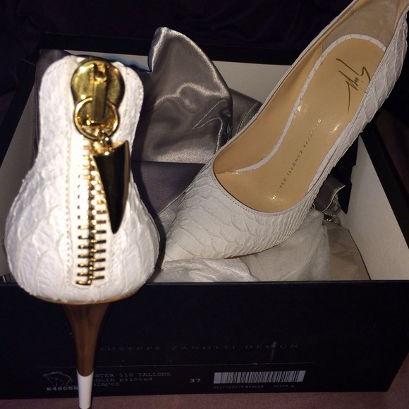 Giuseppe Zanotti Pumps
