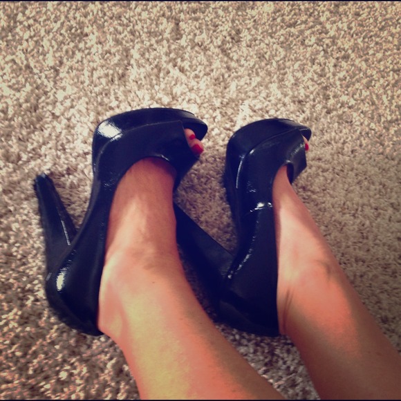 City Streets peep-toe heels