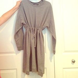 Long sleeved sweater tunic by Norma Kamali!