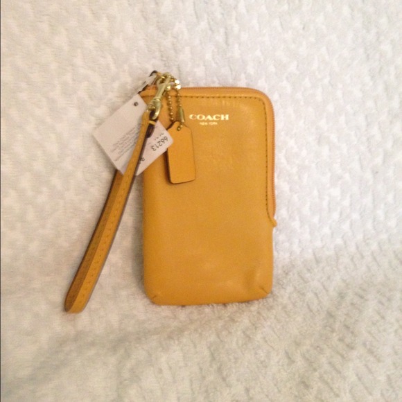 Coach wristlet phone case wallet