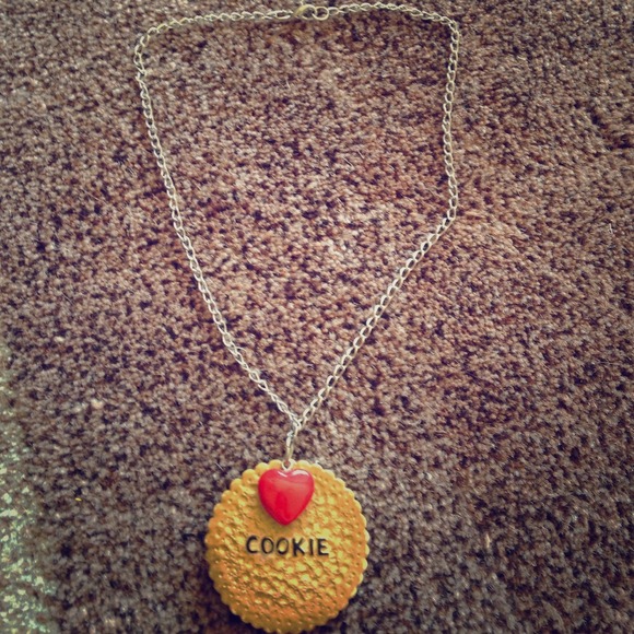 Cookie necklace