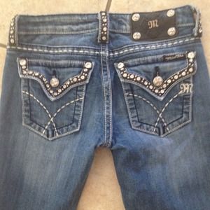 Women's embellished miss me jeans 25