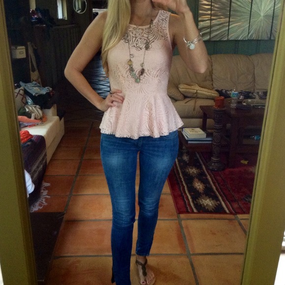 🚫SOLD🚫 - Picture 2 of 4