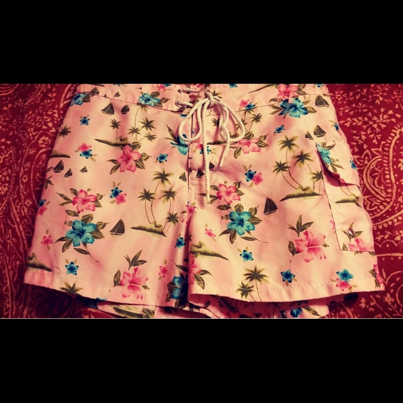 Ocean Girl Pink Shorts Floral Print SWIMWEAR - Picture 4 of 4